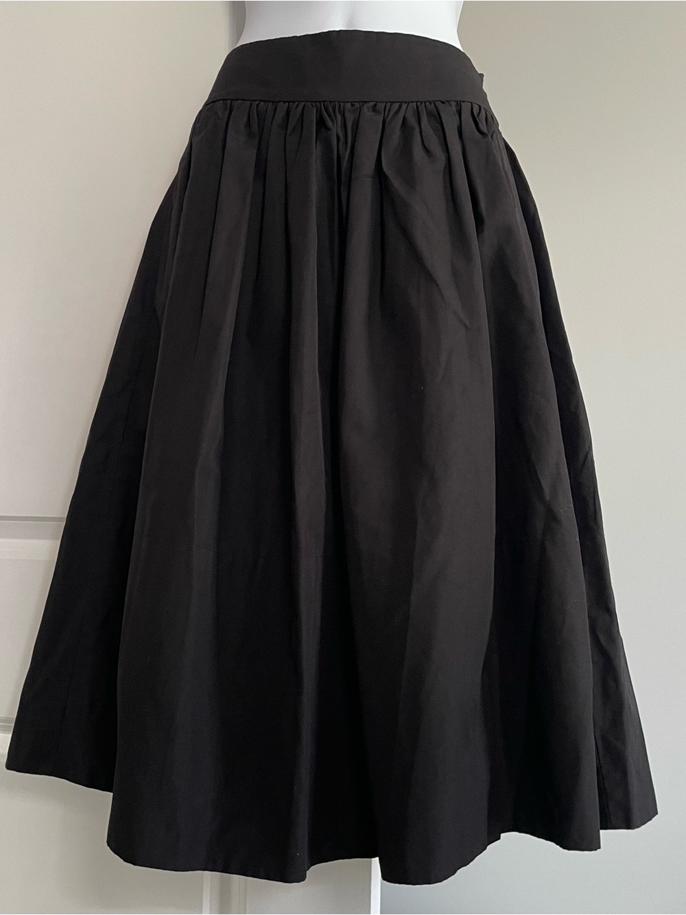 Preppy Elegant Kate Spade Skirt the Rules Black A-Line Voluminous Midi Skirt